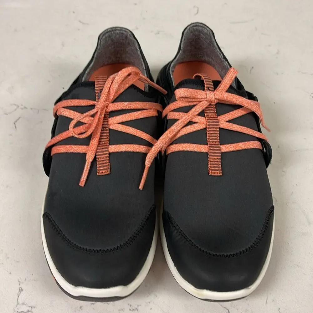 OLUKAI MIKI LI SHOES - WOMEN'S PAVEMENT/BLACK 8